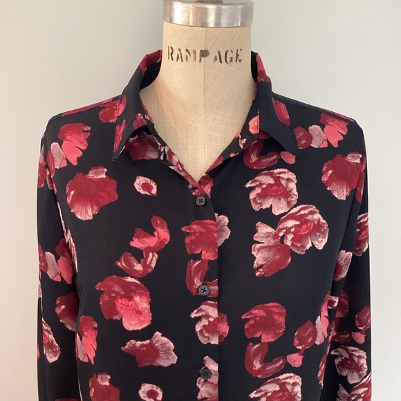 Banana Republic Classic Fit Floral Long Sleeve Shirt Size Small - Picture 11 of 11